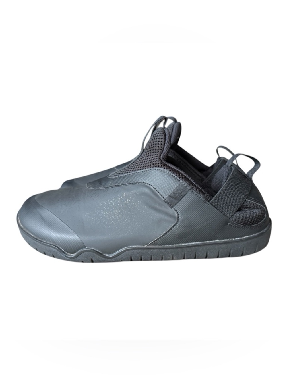 Nike Air Zoom Pulse Triple Black Nursing Shoes, Men’s 9.5 Healthcare
